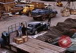 Immagine di I rottami e del carico Saigon Vietnam, 1966, secondo 20 filmato di repertorio 65675037336