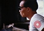 Immagine di I rottami e del carico Saigon Vietnam, 1966, secondo 47 filmato di repertorio 65675037336