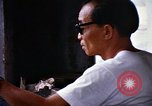 Immagine di I rottami e del carico Saigon Vietnam, 1966, secondo 49 filmato di repertorio 65675037336