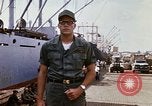 Image Officier de l'armée des États-Unis Saigon Vietnam, 1966, de la seconde 28 séquences d'archives historiques vidéo 65675037339