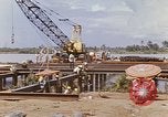 Image la construction des ports Saigon Vietnam, 1966, de la seconde 20 séquences d'archives historiques vidéo 65675037342