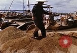 Image la construction des ports Saigon Vietnam, 1966, de la seconde 35 séquences d'archives historiques vidéo 65675037342