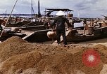 Image la construction des ports Saigon Vietnam, 1966, de la seconde 38 séquences d'archives historiques vidéo 65675037342