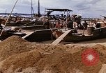 Image la construction des ports Saigon Vietnam, 1966, de la seconde 48 séquences d'archives historiques vidéo 65675037342