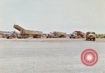 Image constructiont Port Saigon Vietnam, 1966, de la seconde 16 séquences d'archives historiques vidéo 65675037343