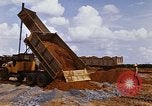 Image constructiont Port Saigon Vietnam, 1966, de la seconde 23 séquences d'archives historiques vidéo 65675037343