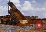 Image constructiont Port Saigon Vietnam, 1966, de la seconde 25 séquences d'archives historiques vidéo 65675037343