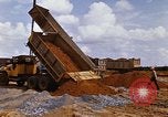 Image constructiont Port Saigon Vietnam, 1966, de la seconde 29 séquences d'archives historiques vidéo 65675037343