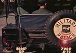 Image États-Unis 720e la police militaire Vung Tau Vietnam, 1970, de la seconde 40 séquences d'archives historiques vidéo 65675037344