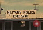 Standbild 720th Military Police Vung Tau Vietnam, 1970, aus Sekunde 12 historischem Filmmaterial Videoclip 65675037346