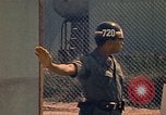 Image 720e agent de la police militaire Vung Tau Vietnam, 1970, de la seconde 52 séquences d'archives historiques vidéo 65675037347