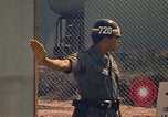 Image 720e agent de la police militaire Vung Tau Vietnam, 1970, de la seconde 53 séquences d'archives historiques vidéo 65675037347