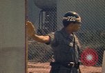 Image 720e agent de la police militaire Vung Tau Vietnam, 1970, de la seconde 54 séquences d'archives historiques vidéo 65675037347