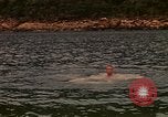 Immagine di Il riposo e la ricreazione Khanh Hoa Vietnam, 1971, secondo 3 filmato di repertorio 65675037356