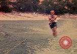 Standbild amerikanische Soldat Khanh Hoa Vietnam, 1971, aus Sekunde 16 historischem Filmmaterial Videoclip 65675037357
