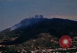 Immagine di Velivolo vola su base aria Vung Tau Vietnam, 1970, secondo 42 filmato di repertorio 65675037371