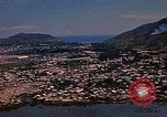 Immagine di Velivolo vola su base aria Vung Tau Vietnam, 1970, secondo 60 filmato di repertorio 65675037371