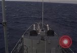 Image United States Navy Destroyer Océan Pacifique, 1967, de la seconde 12 séquences d'archives historiques vidéo 65675037376