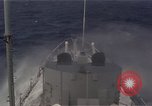 Image United States Navy Destroyer Océan Pacifique, 1967, de la seconde 40 séquences d'archives historiques vidéo 65675037376
