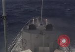 Image United States Navy Destroyer Océan Pacifique, 1967, de la seconde 41 séquences d'archives historiques vidéo 65675037376