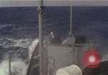 Image United States Navy Destroyer Océan Pacifique, 1967, de la seconde 50 séquences d'archives historiques vidéo 65675037376