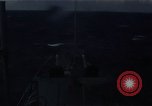 Image mer forte se brise sur bow Océan Pacifique, 1967, de la seconde 49 séquences d'archives historiques vidéo 65675037378