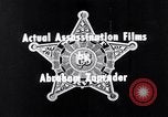 Image Le Service secret de l'examen du film assassinat du Président Kennedy Dallas Texas USA, 1964, de la seconde 54 séquences d'archives historiques vidéo 65675037379