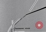 Standbild Lee Harvey Oswald Bewegungen in Dallas nach schleichst Präsident Kennedy Dallas Texas USA, 1964, aus Sekunde 58 historischem Filmmaterial Videoclip 65675037385