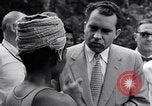 Image Richard Nixon Angkor au Cambodge, 1953, de la seconde 15 séquences d'archives historiques vidéo 65675037410