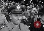 Immagine di Esercito contro Notre Dame New York United States USA, 1946, secondo 42 filmato di repertorio 65675037421