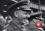 Immagine di Esercito contro Notre Dame New York United States USA, 1946, secondo 56 filmato di repertorio 65675037421