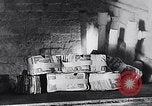 Image brûlant des billets de $1 Ottawa Ontario Canada, 1946, de la seconde 48 séquences d'archives historiques vidéo 65675037423