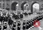 Image couronnement d'Elizabeth II Londres Angleterre London England Royaume-Uni, 1953, de la seconde 35 séquences d'archives historiques vidéo 65675037424