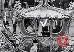 Image couronnement d'Elizabeth II Londres Angleterre London England Royaume-Uni, 1953, de la seconde 51 séquences d'archives historiques vidéo 65675037424