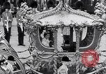 Image couronnement d'Elizabeth II Londres Angleterre London England Royaume-Uni, 1953, de la seconde 58 séquences d'archives historiques vidéo 65675037424