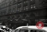 Standbild Richard Korbel New York City USA, 1945, aus Sekunde 30 historischem Filmmaterial Videoclip 65675037435
