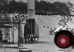Standbild A-4 Raketenversuche im Schnee Peenemunde Deutschland, 1942, aus Sekunde 4 historischem Filmmaterial Videoclip 65675037444