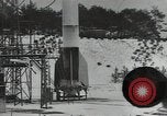 Standbild A-4 Raketenversuche im Schnee Peenemunde Deutschland, 1942, aus Sekunde 8 historischem Filmmaterial Videoclip 65675037444