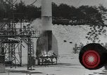 Standbild A-4 Raketenversuche im Schnee Peenemunde Deutschland, 1942, aus Sekunde 11 historischem Filmmaterial Videoclip 65675037444