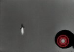 Standbild A-4 Raketenversuche im Schnee Peenemunde Deutschland, 1942, aus Sekunde 27 historischem Filmmaterial Videoclip 65675037444