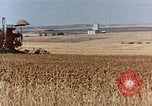 Image Pesticides United States USA, 1966, de la seconde 13 séquences d'archives historiques vidéo 65675037481