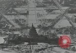 Standbild United States Capitol Washington DC USA, 1952, aus Sekunde 61 historischem Filmmaterial Videoclip 65675037488