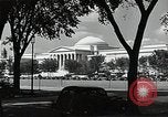 Immagine di Gli edifici attorno al centro commerciale Washington DC USA, 1940, secondo 34 filmato di repertorio 65675037504