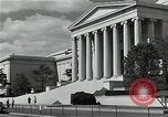 Immagine di Gli edifici attorno al centro commerciale Washington DC USA, 1940, secondo 45 filmato di repertorio 65675037504