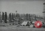 Standbild Öl Kräne Huntington Beach California USA, 1938, aus Sekunde 13 historischem Filmmaterial Videoclip 65675037515