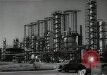 Standbild Richfield company Raffinerie Watson California USA, 1938, aus Sekunde 5 historischem Filmmaterial Videoclip 65675037516