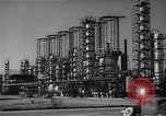 Standbild Richfield company Raffinerie Watson California USA, 1938, aus Sekunde 8 historischem Filmmaterial Videoclip 65675037516
