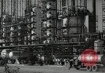Standbild Richfield company Raffinerie Watson California USA, 1938, aus Sekunde 11 historischem Filmmaterial Videoclip 65675037516