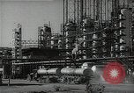 Standbild Richfield company Raffinerie Watson California USA, 1938, aus Sekunde 23 historischem Filmmaterial Videoclip 65675037516