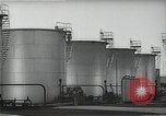 Standbild Richfield company Raffinerie Watson California USA, 1938, aus Sekunde 30 historischem Filmmaterial Videoclip 65675037516